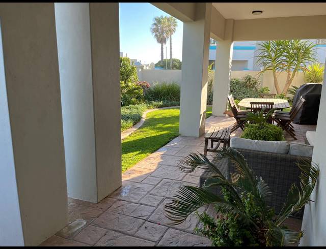 1 BEDROOM APARTMENT TO LET IN MELKBOSSTRAND CENTRAL